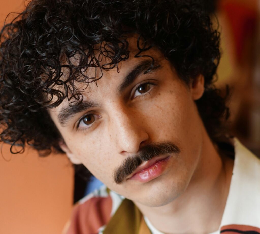 mustara retro, mustata freddie mercury